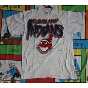 Vintage Logo 7 Cleveland Indians Chief Wahoo Spellout 90s T shirt size medium